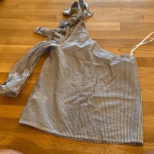 Club Monaco asymmetrical one shoulder top